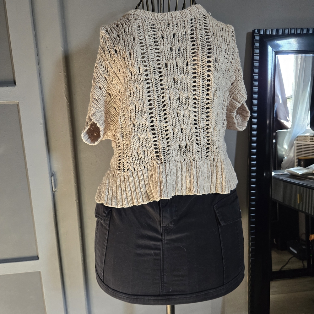 Forever 21 Cream Knit Top